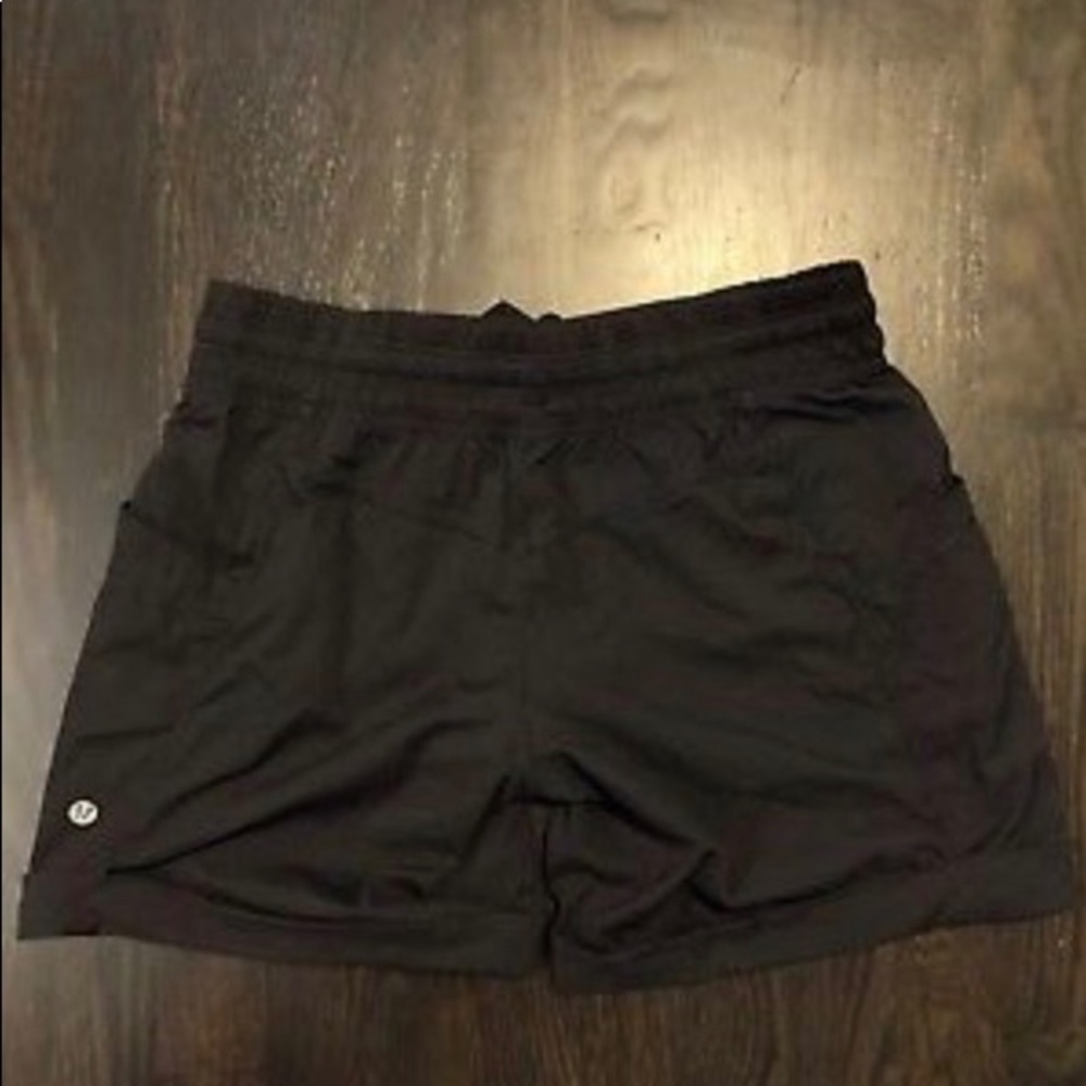 Lululemon spring break away ll short